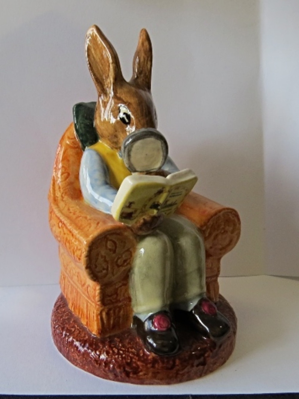 Collector's Club, Royal Doulton Bunnykins, "Collector Bunnykins", DB 54